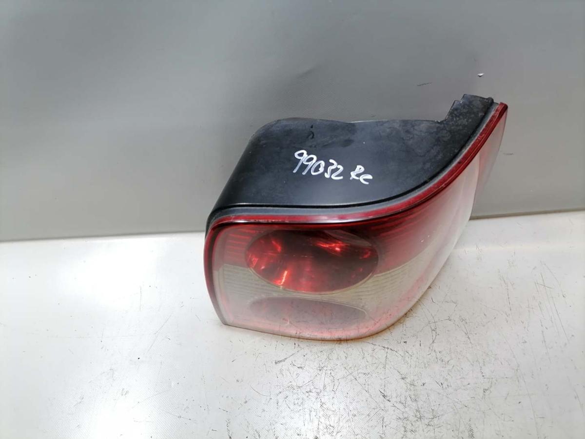 VW Passat 3BG original Rücklicht Rückleuchte Schlussleuchte rechts Kombi Bj.2001